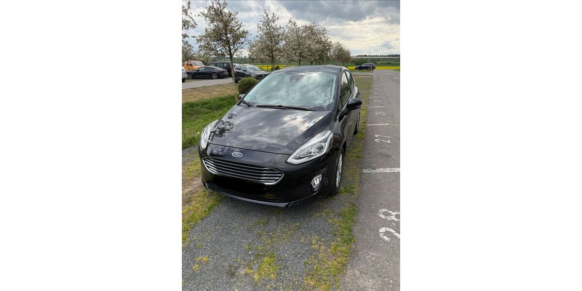 Ford Fiesta 25.700 km 13.900 &euro; Mainz 55127