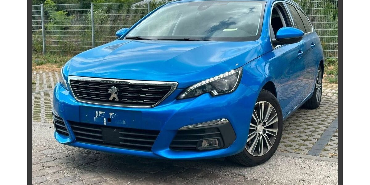 Peugeot 308 101.900 km 9.990 &euro; Wiesbaden 65203