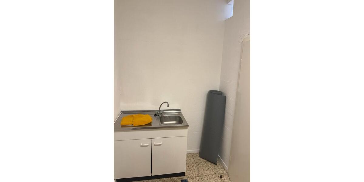 Wohn-und Geschäftshaus zu vermieten in 65232 Taunusstein zimmer