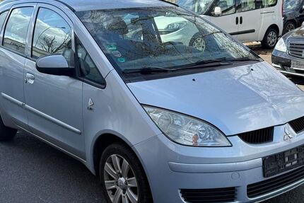 Mitsubishi Colt 180.000 km 2.300 &euro; Wiesbaden 65203