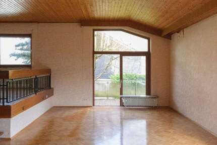 Haus Taunusstein-Bleidenstadt Bleidenstadt - 4 Zimmer, 145 m&sup2;, 395.000&euro; | Angebot:26391132