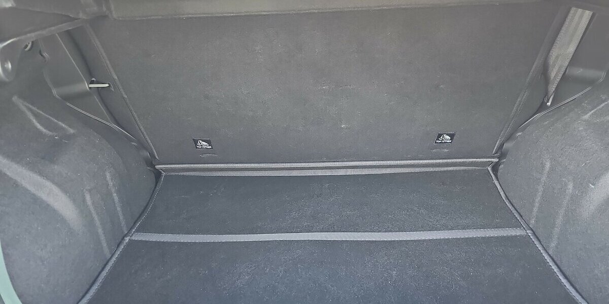 Dacia Spring Electric Extreme 65 21.614 km 10.980 &euro; Schwalbach/Taunus 65824