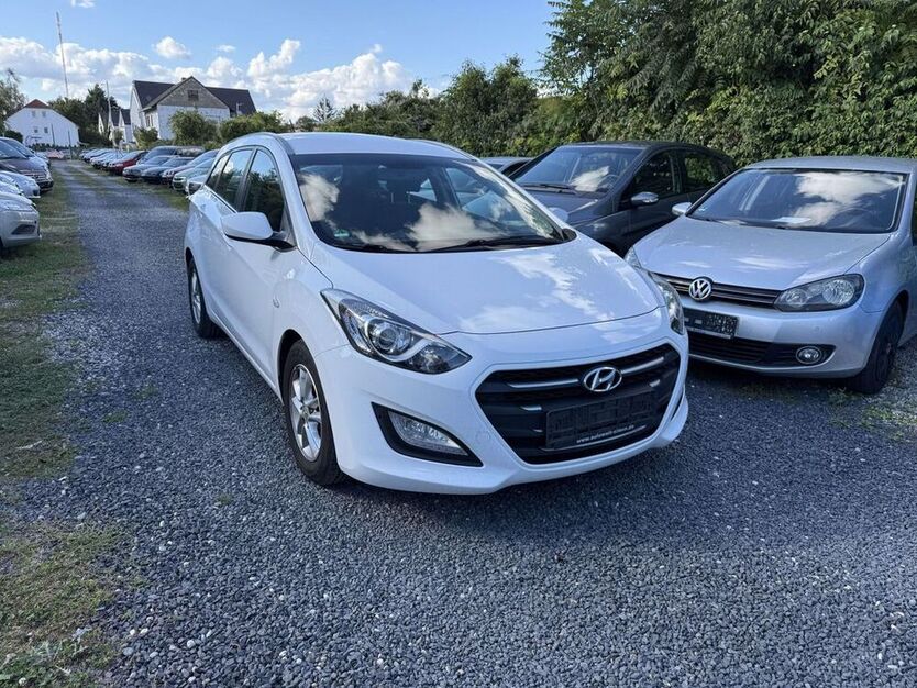 i30