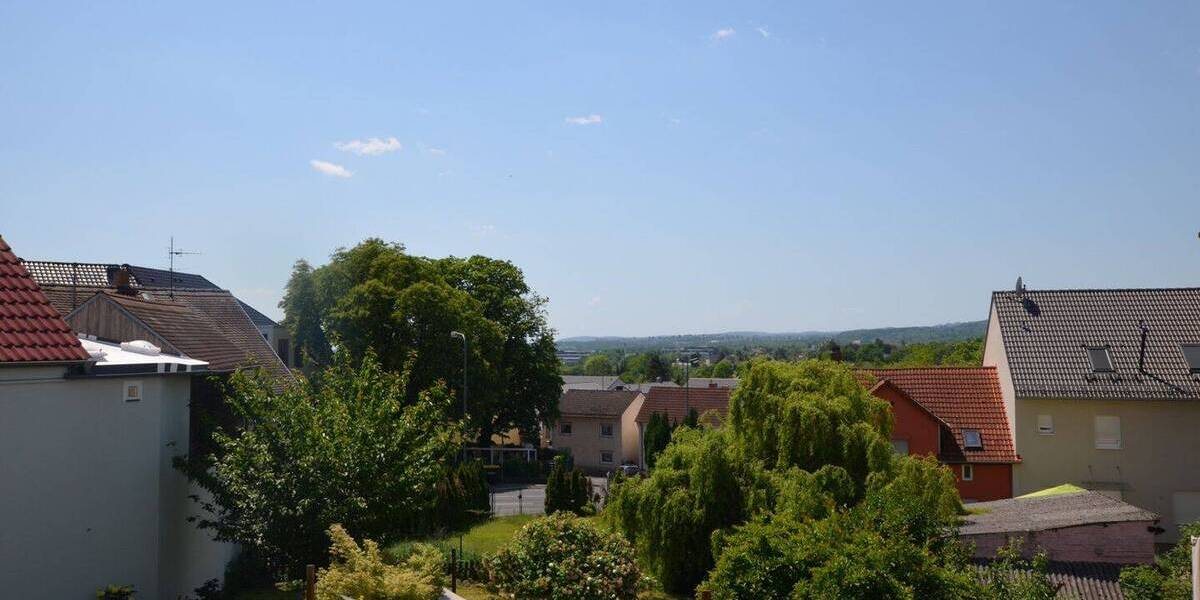Etagenwohnung Kronberg im Taunus Oberhöchstadt - 4 Zimmer, 148 m&sup2;, 2.200&euro; | Angebot:26835157