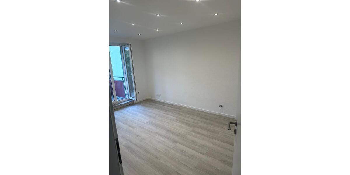 Erdgeschoßwohnung Frankfurt am Main Bockenheim - 2 Zimmer, 46 m&sup2;, 1.200&euro; | Angebot:26374978