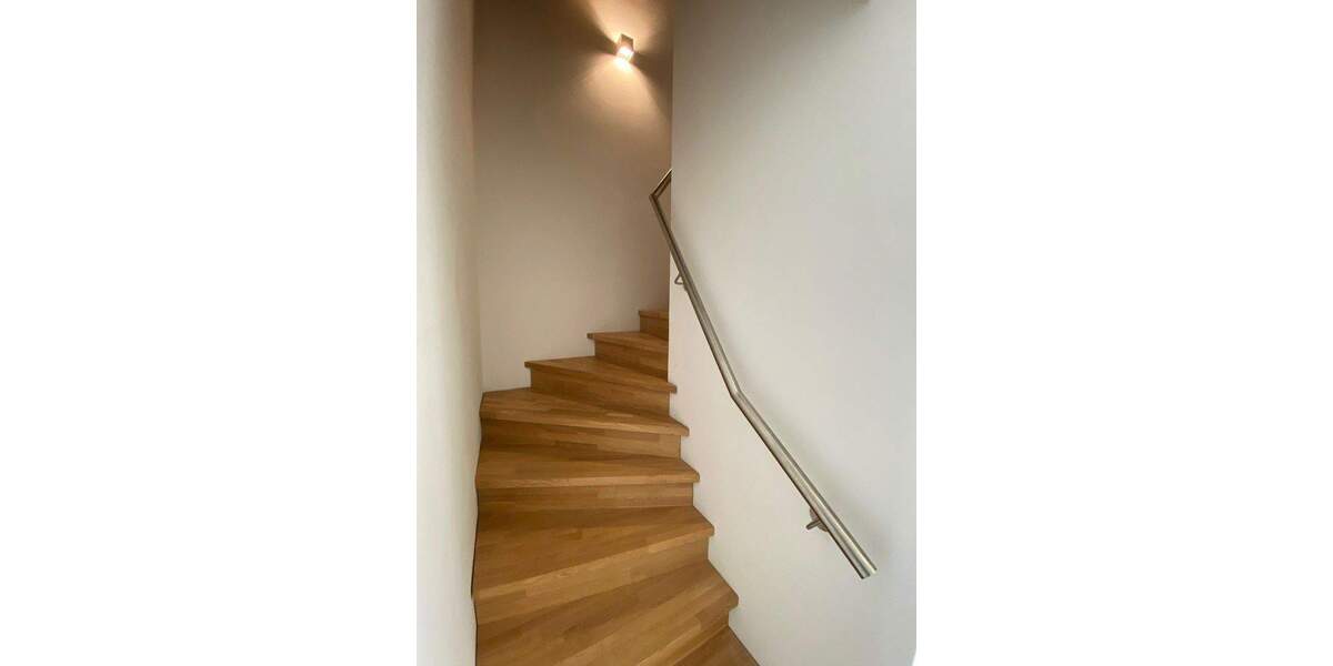 Reihenmittelhaus Wiesbaden-Nordenstadt Nordenstadt - 6 Zimmer, 139 m&sup2;, 749.000&euro; | Angebot:25720712