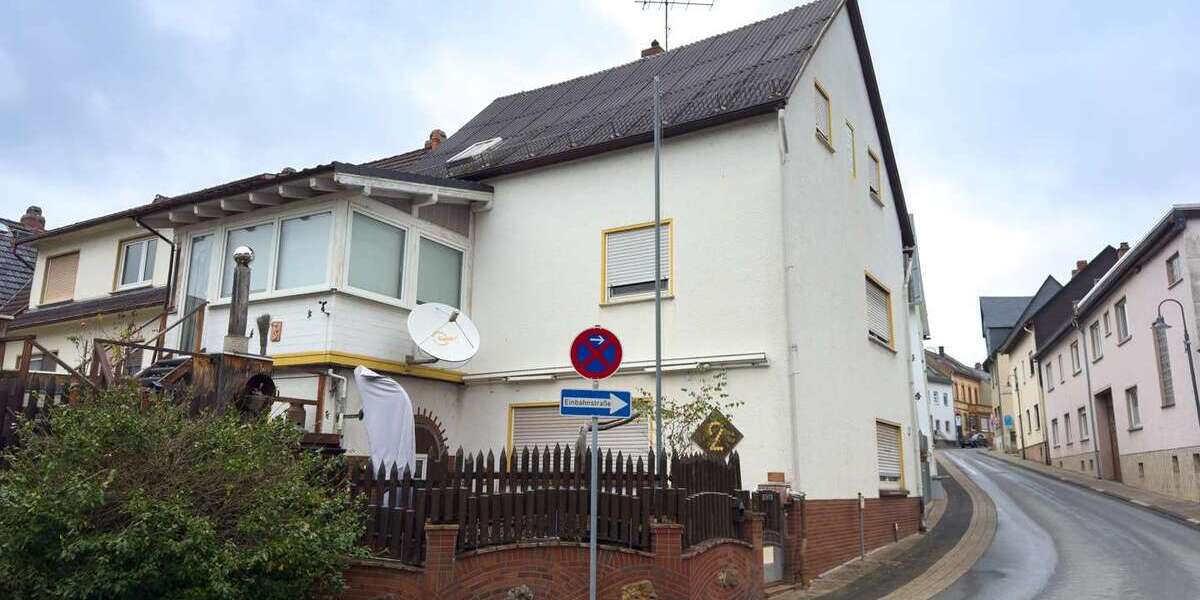 Haus zum Kaufen in Hünfelden 210.000 € 134.8 m² 4 zimmer