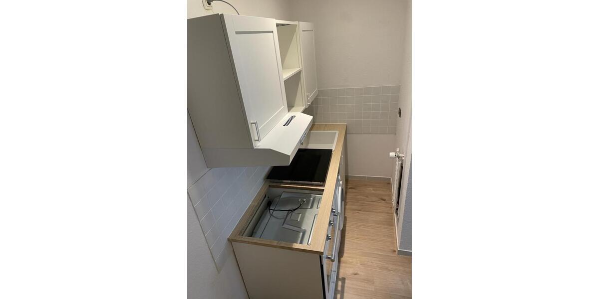 Etagenwohnung Wiesbaden Biebrich - 2 Zimmer, 59 m&sup2;, 1.150&euro; | Angebot:25367154