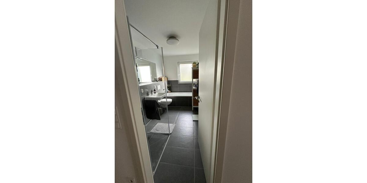 Etagenwohnung Mainz Oberstadt - 3 Zimmer, 80 m&sup2;, 1.750&euro; | Angebot:26233202