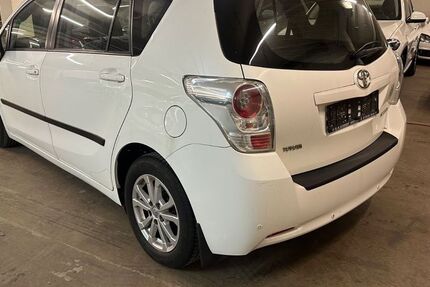 Toyota Verso 266.500 km 4.980 &euro; Mainz 55129