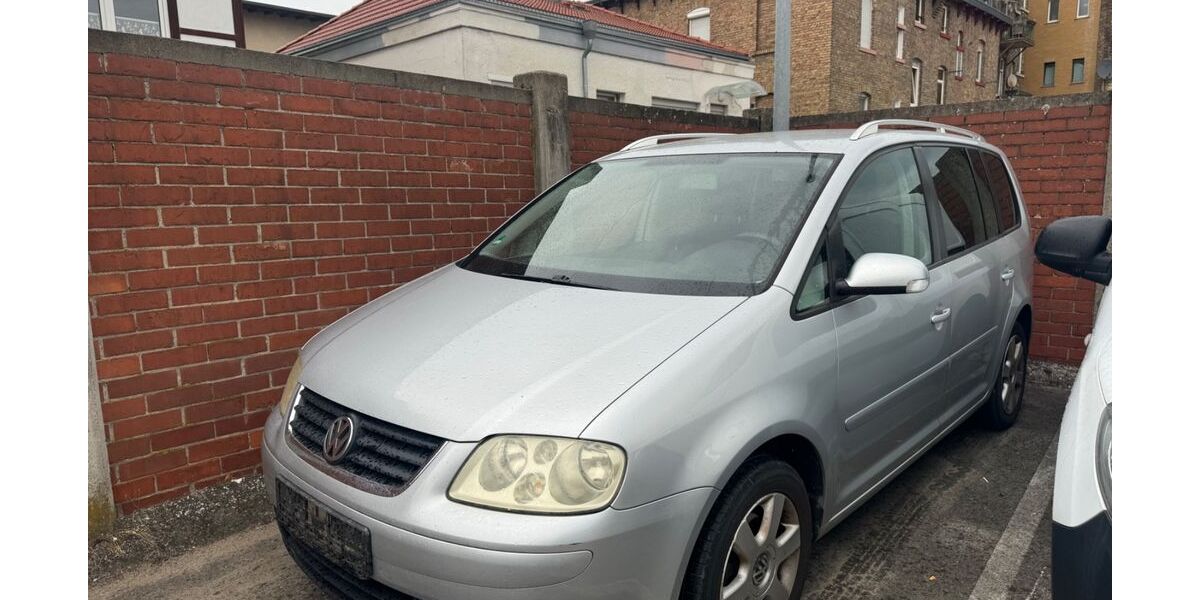 VW Touran 289.000 km 989 &euro; Mainz - Mombach 55120