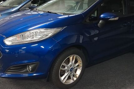 Ford Fiesta 169.300 km 5.900 € Rüsselsheim 65428