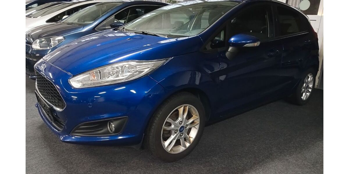Ford Fiesta 169.300 km 5.900 € Rüsselsheim 65428
