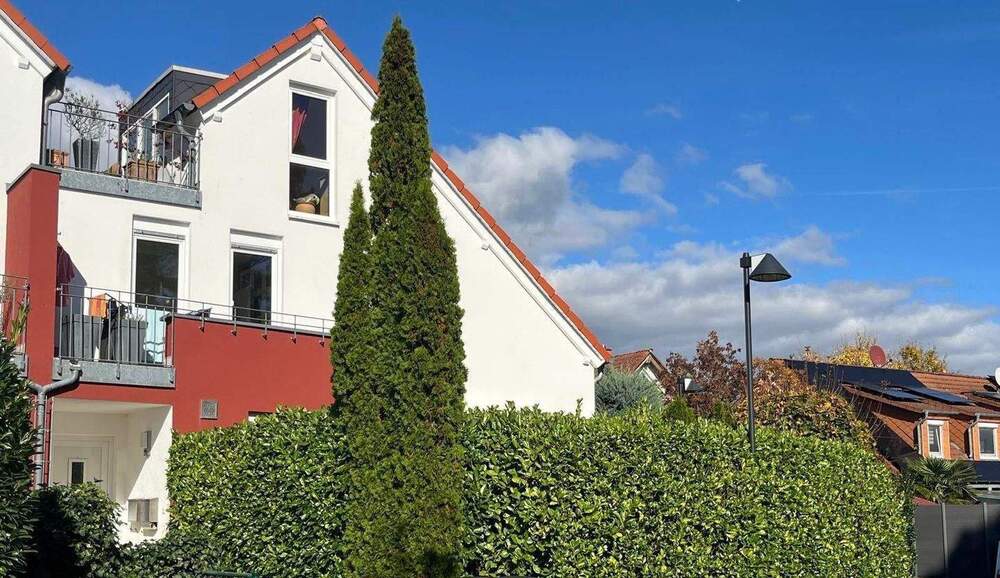 *NEU* *NEU* MODERNES SEHR GEPFLEGTES EINFAMILIENHAUS IN BESTER RUHELAGE! GLEICH BESICHTIGEN! 5 zimmer