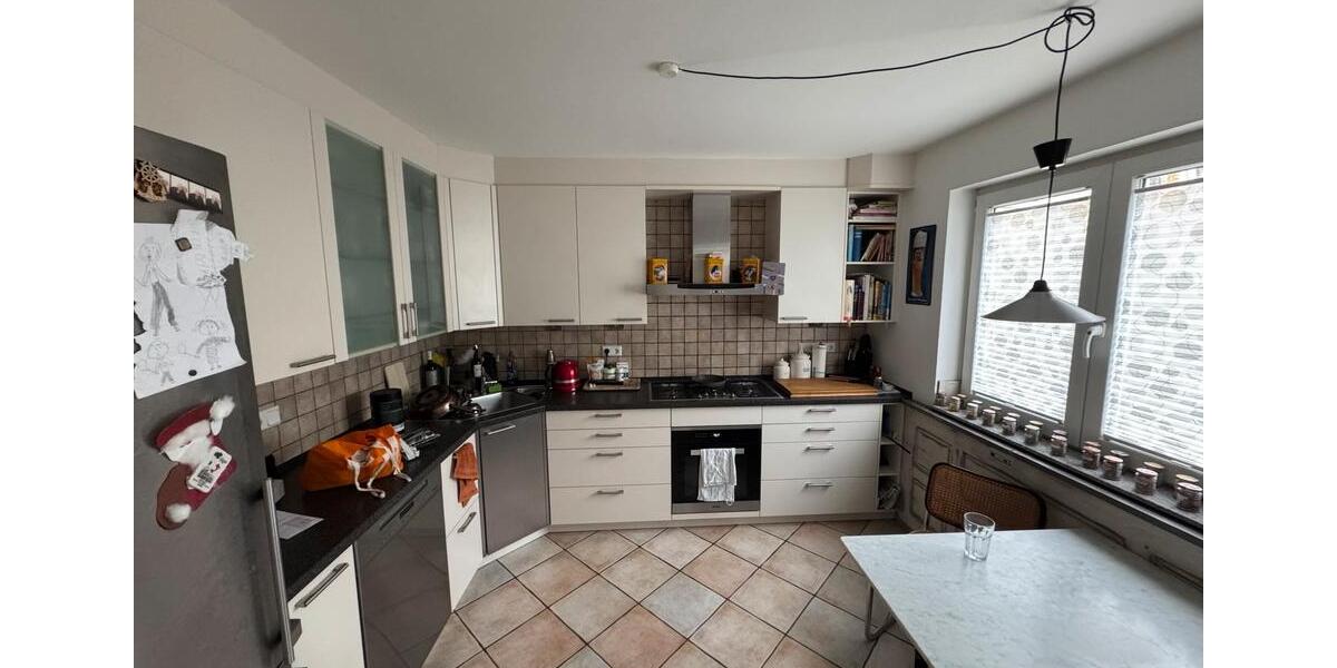 Etagenwohnung Eltville am Rhein - 4 Zimmer, 125 m&sup2;, 475.000&euro; | Angebot:27128398