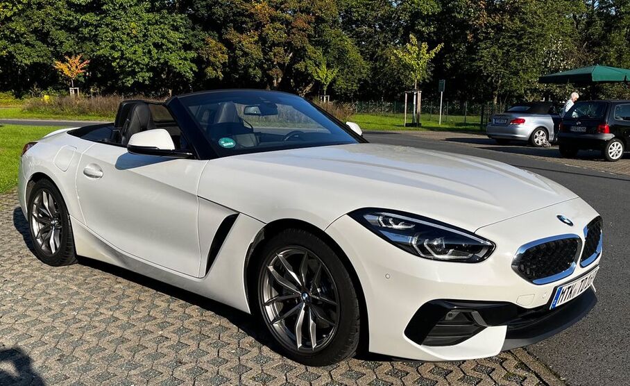 BMW Z4 45.000 km 35.600 € Sulzbach Taunus 65843