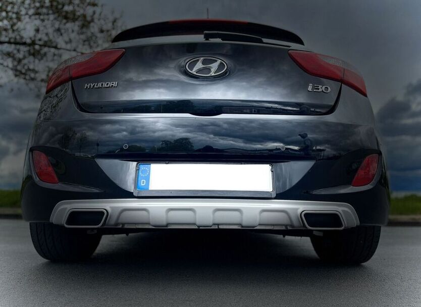 i30