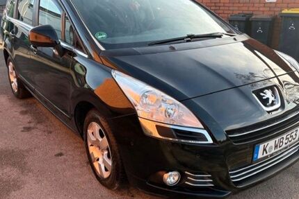 Peugeot 5008 149.000 km 2.200 &euro; Wiesbaden 65187