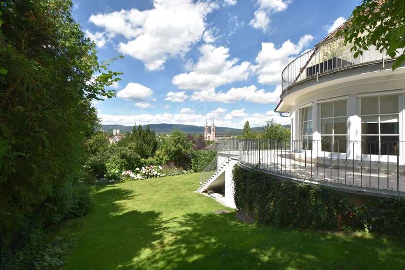 Haus zum Kaufen in Bad Homburg 4.200.000 € 509 m²