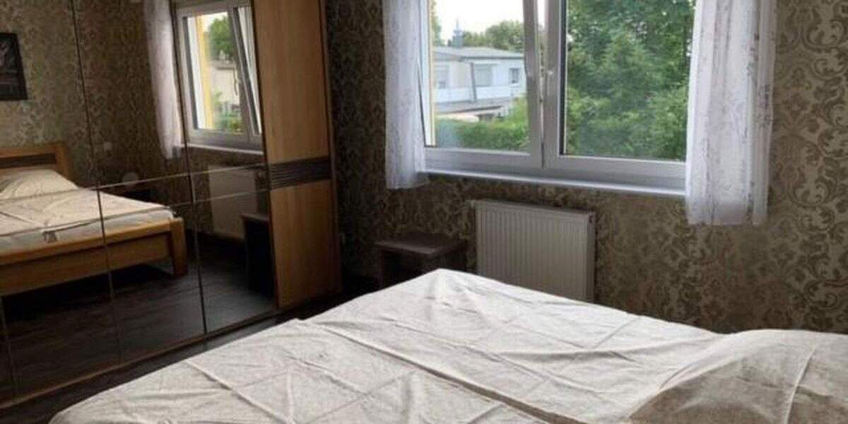 Reihenmittelhaus Frankfurt am Main Praunheim - 5 Zimmer, 120 m&sup2;, 3.000&euro; | Angebot:25108223