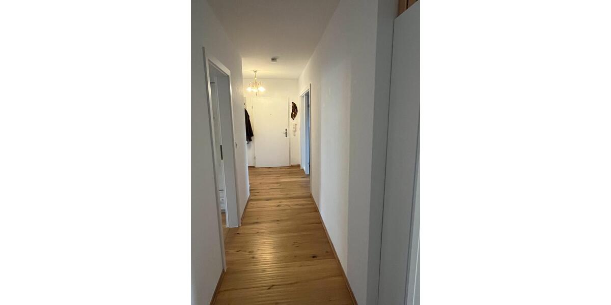 Etagenwohnung Wiesbaden Biebrich - 4 Zimmer, 92 m&sup2;, 370.000&euro; | Angebot:25924208