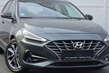 Hyundai i30 61.989 km 15.900 € Wiesbaden 65201