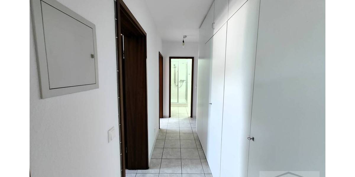 Etagenwohnung Wiesbaden Biebrich - 2 Zimmer, 69 m&sup2;, 279.000&euro; | Angebot:26730948