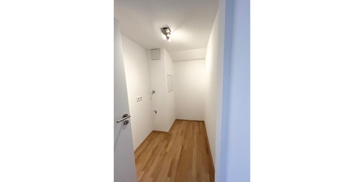 Dachgeschoßwohnung Königstein im Taunus - 3 Zimmer, 85 m&sup2;, 399.000&euro; | Angebot:27166899