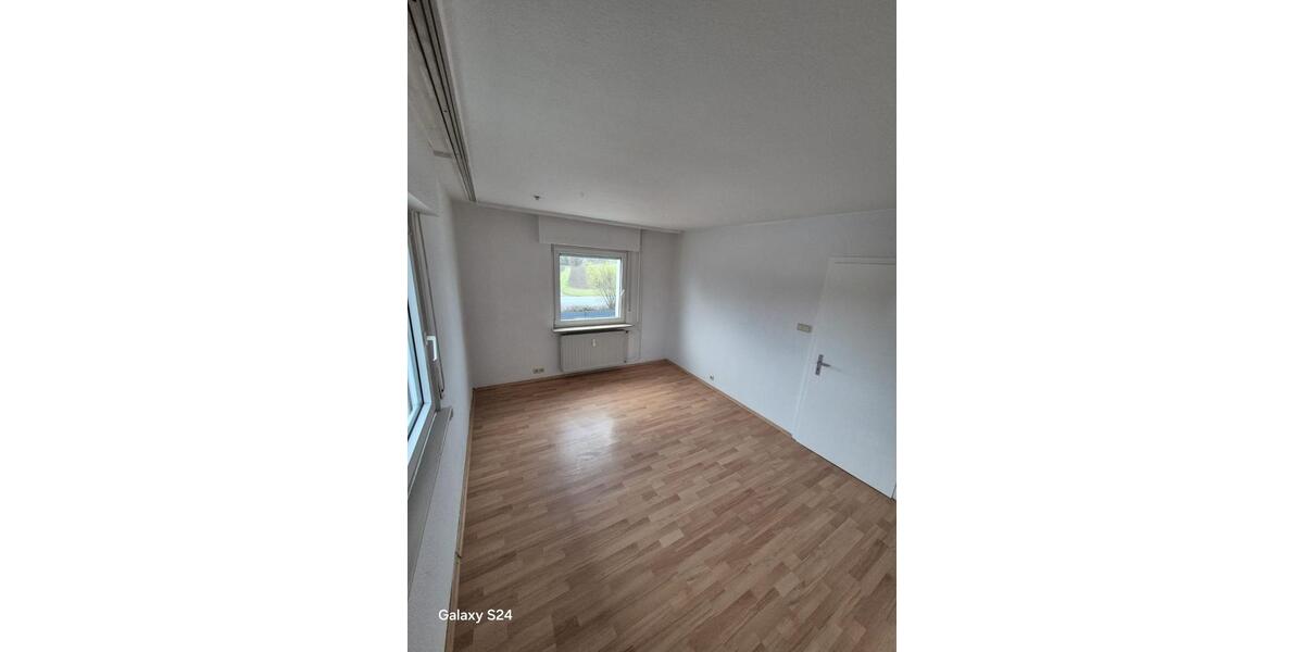 Etagenwohnung Groß-Gerau Gerau - 5 Zimmer, 100 m&sup2;, 1.650&euro; | Angebot:24888589