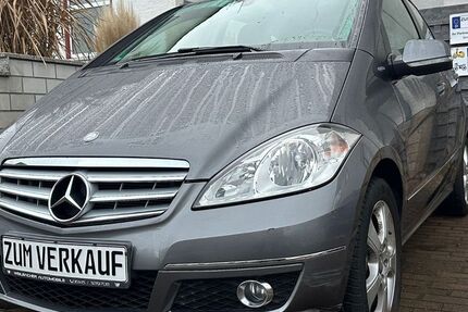 Mercedes-Benz A 180 112.900 km 5.190 &euro; Mörfelden-Walldorf 64546