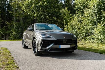 Lamborghini Urus 4.499 km 309.490 € Wiesbaden 65187