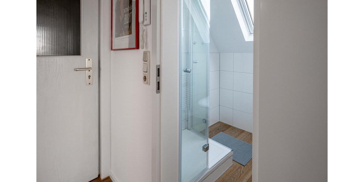 Dachgeschoßwohnung Kronberg im Taunus - 2 Zimmer, 41 m&sup2;, 1.150&euro; | Angebot:26048529
