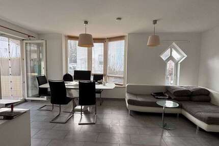 Wohnung Wiesbaden Biebrich - 2 Zimmer, 53 m&sup2;, 220.000&euro; | Angebot:26799686