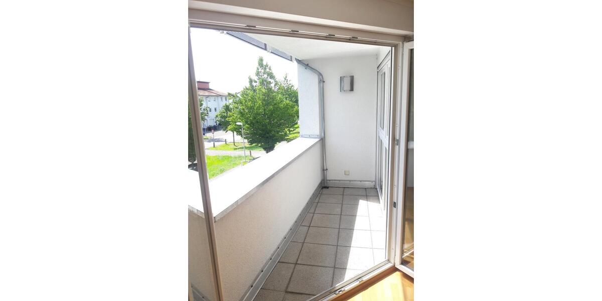 2,5 Zimmerwohnung mit Tageslichtbad und Tiefgaragenstellplatz 2.5 zimmer