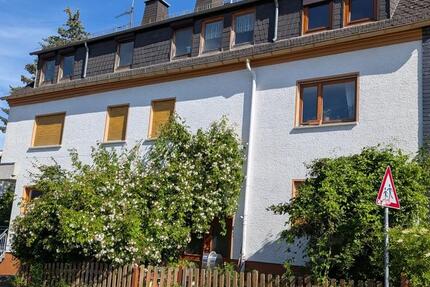 Haus Taunusstein - 15 Zimmer, 270 m&sup2;, 850.000&euro; | Angebot:26958031