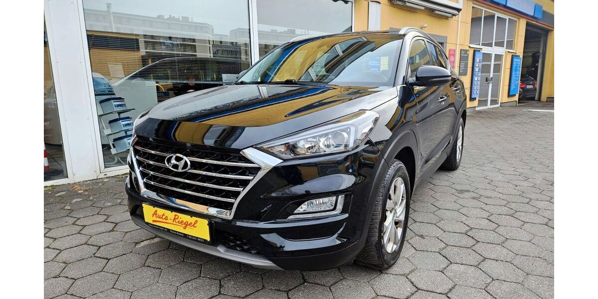 Hyundai TUCSON 155.839 km 14.890 &euro; Wiesbaden 55252