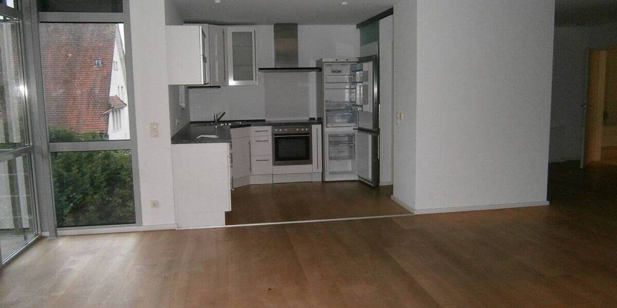 Etagenwohnung Wiesbaden Sonnenberg - 3 Zimmer, 93 m&sup2;, 1.450&euro; | Angebot:26930276