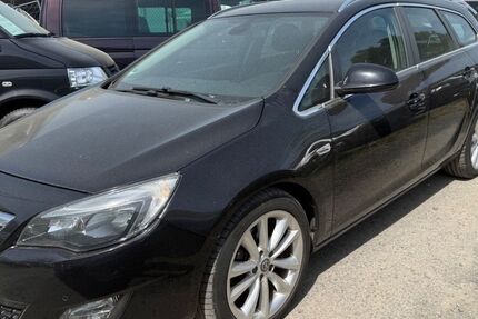 Opel Astra 153.000 km 4.000 &euro; Nauheim 64569