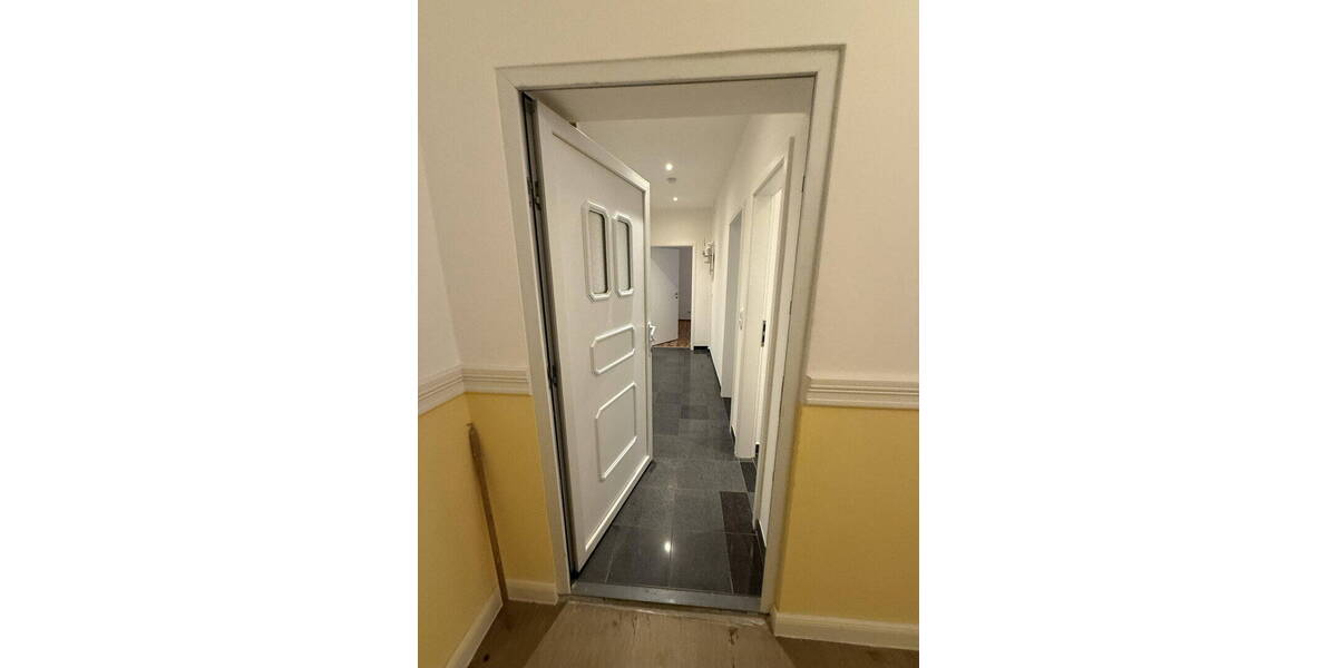 Mehrfamilienhaus, Wohnhaus Wiesbaden Klarenthal - 2 Zimmer, 59 m&sup2;, 818&euro; | Angebot:26411714