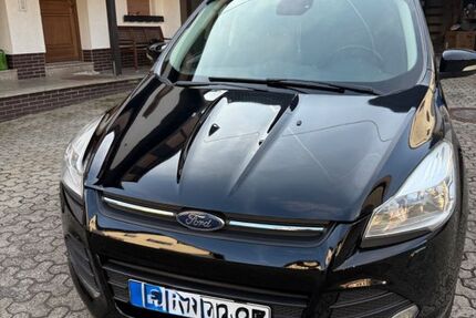 Ford Kuga 94.000 km 9.600 &euro; Heidenrod 65321
