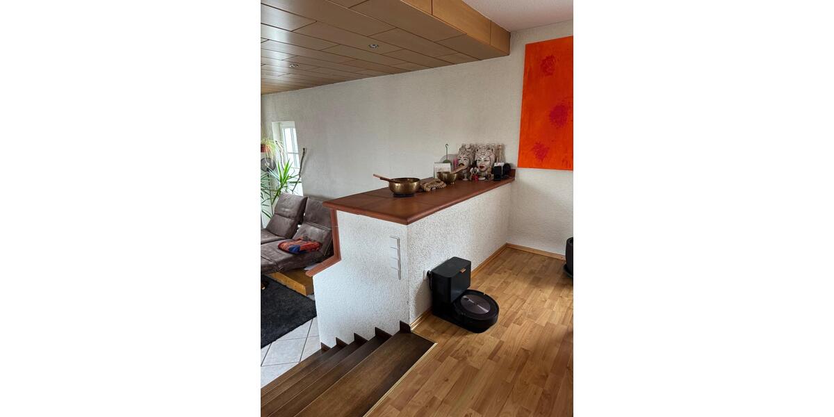 Zentral gelegene Einliegerwohnung zur Miete auch als WG möglich 3 zimmer