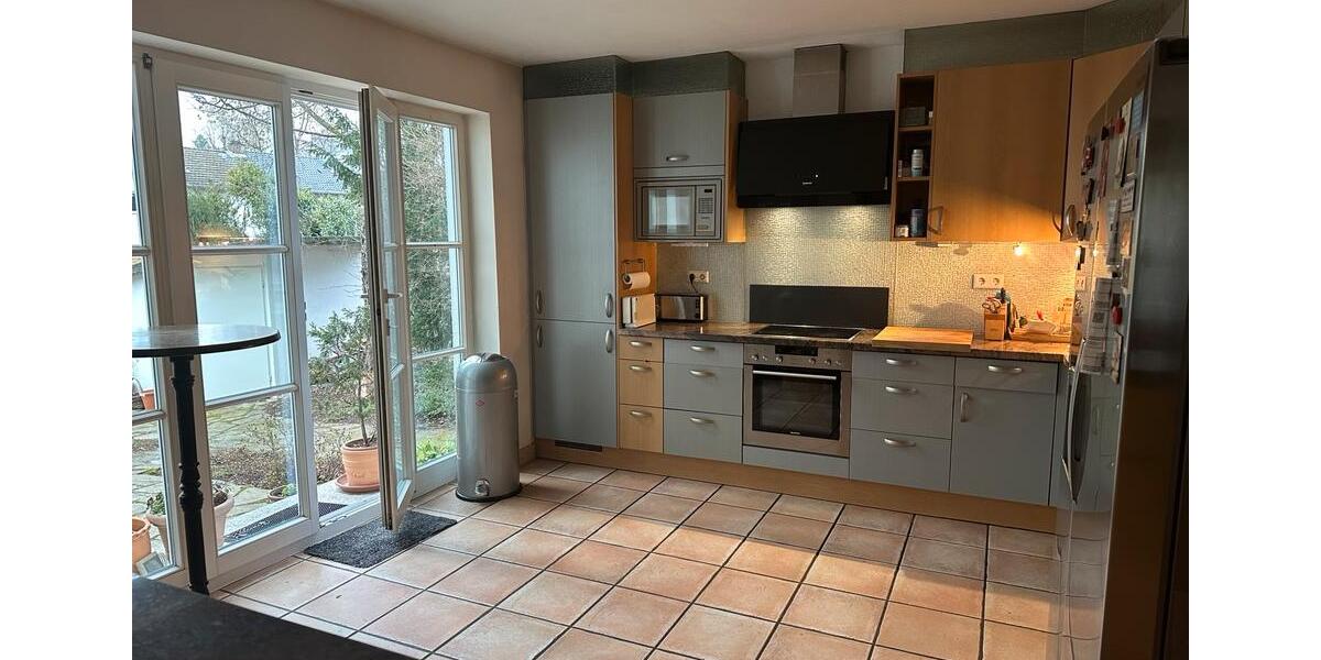 Einfamilienhaus Wiesbaden Südost - 8.5 Zimmer, 346 m&sup2;, 1.760.000&euro; | Angebot:24601262