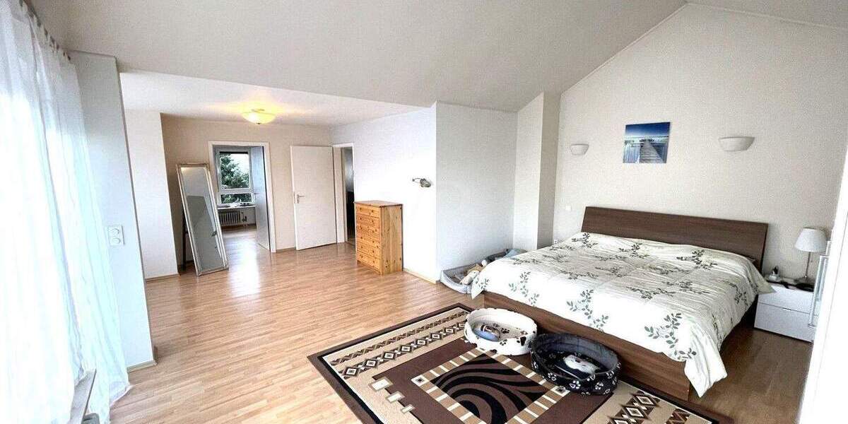 Reihenendhaus Kelkheim (Taunus) Kelkheim - 5 Zimmer, 161 m&sup2;, 1.950&euro; | Angebot:25426844