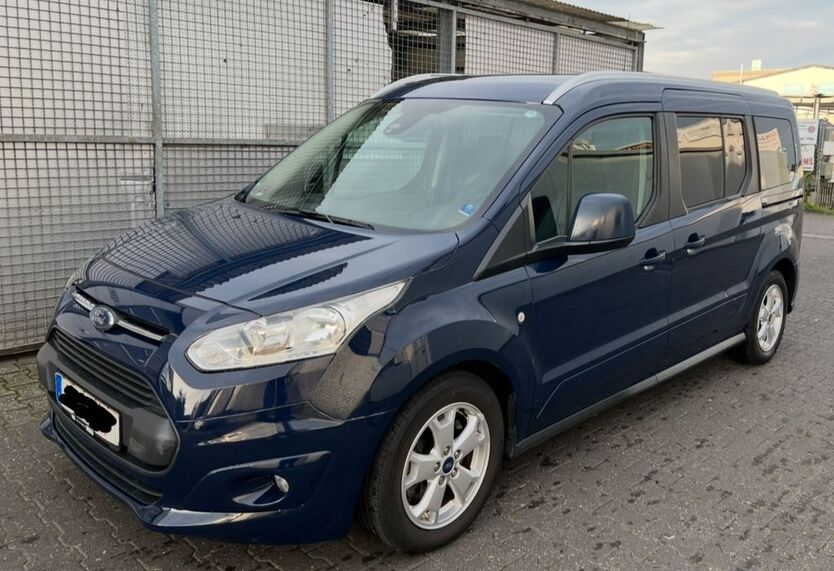 Ford Tourneo Connect 110.000 km 10.900 € Frankfurt 60326