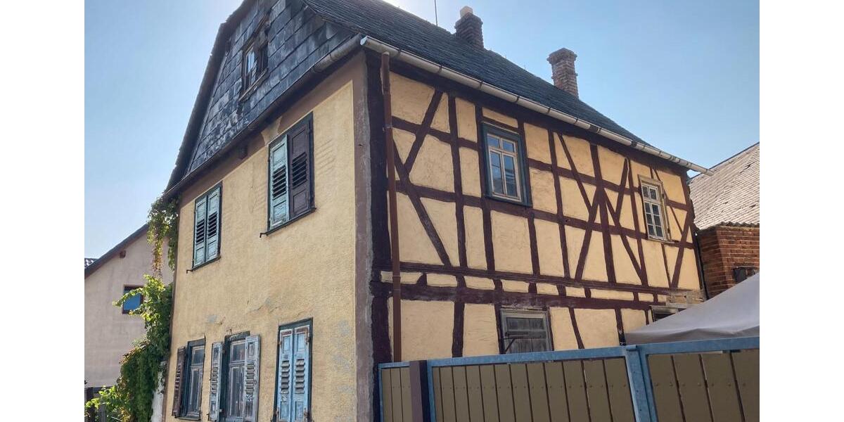 Einfamilienhaus Hünfelden - 4 Zimmer, 80 m&sup2;, 77.000&euro; | Angebot:26552037