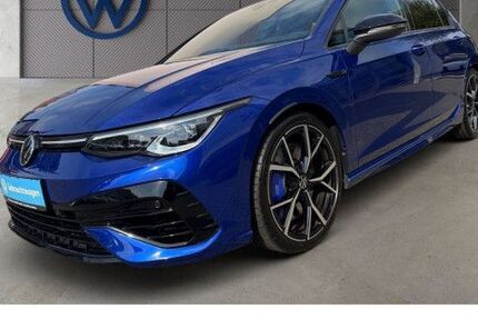 VW Golf 38.371 km 44.880 € Neu-Isenburg 63263