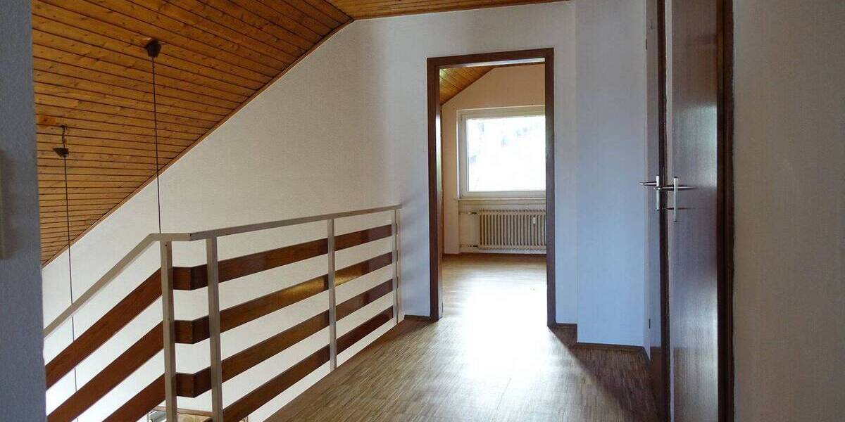 Einfamilienhaus Idstein - 6 Zimmer, 190 m&sup2;, 650.000&euro; | Angebot:26376978