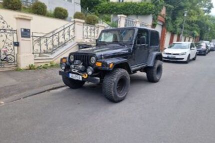 Jeep Wrangler 225.000 km 19.180 &euro; Wiesbaden 65187