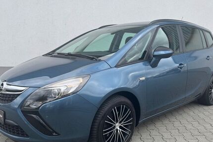 Opel Zafira Tourer 87.230 km 8.600 &euro; Ginsheim Gustavsburg 65462