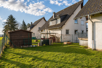 Haus Hünfelden - 11 Zimmer, 304 m&sup2;, 599.000&euro; | Angebot:26756825